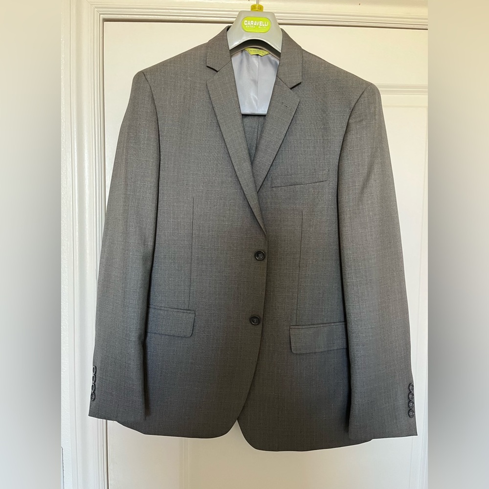 Caravelli Grey Slim-Fit Suit